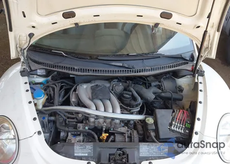 2000 Volkswagen New Beetle Gls из США, поврежденный, VIN 3VWCC21C4YM470241